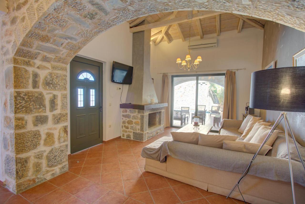 Hotel Mani Stone Towers Kotronion  Zewnętrze zdjęcie